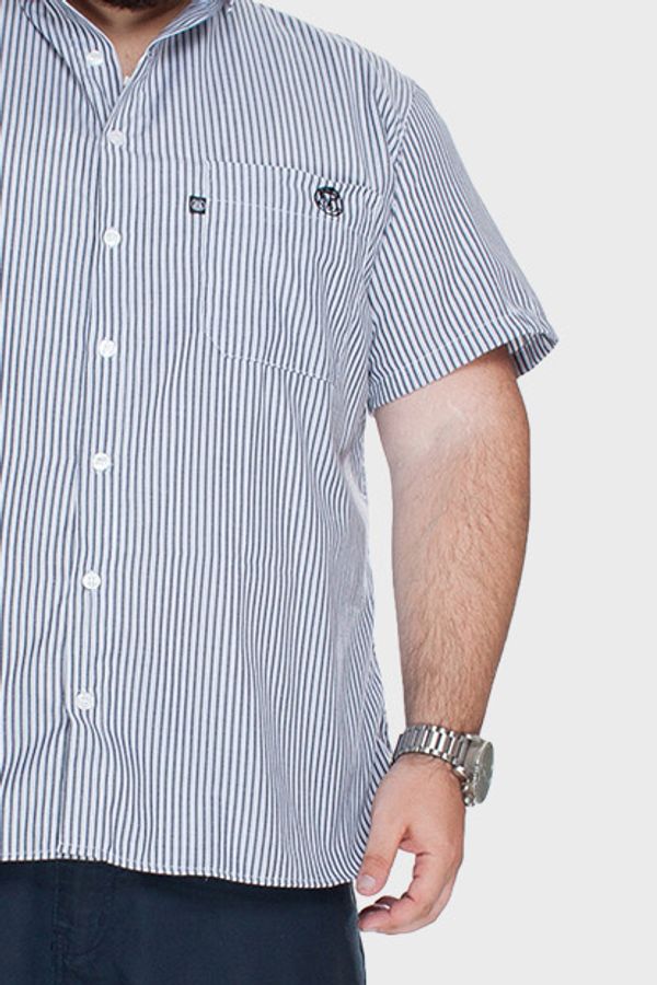 Camisa-Basica-Listrada-Plus-Size_5